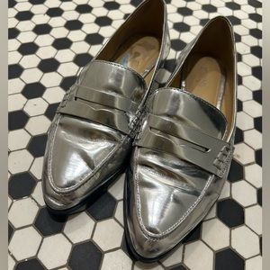 Michael Kors Connor Loafer Metalic Leather Silver 9 Party Cocktail Flats NWOB
